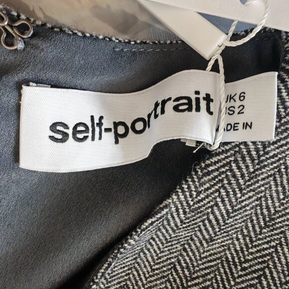 Self-portrait Gray checkered scarf, gray dress - Picture 11 of 11